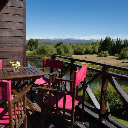 Encanto sobre el Nahuel Dina Huapi Exterior foto