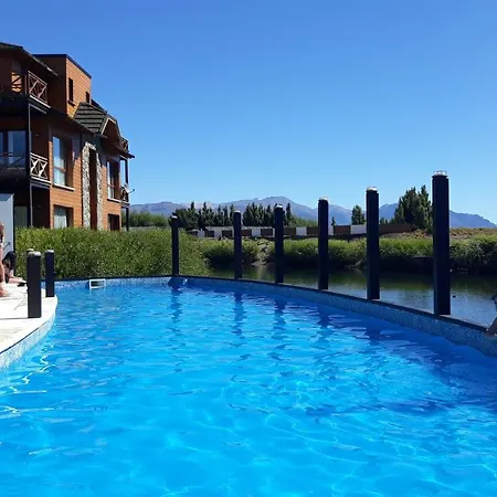 Encanto sobre el Nahuel Dina Huapi Exterior foto